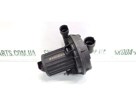 Додатковий насос повітря Skoda Octavia Tour 1.6 BFQ VAG (06A131333C)