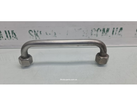 Трубка картерних газів 1.6 AVU Skoda Octavia Tour VAG (06A131581A)