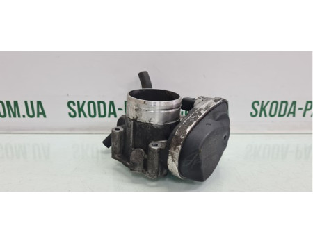 Дросільна заслінка в зборі Skoda Octavia A5 1.6 MPI VAG (06A133062AT)