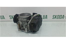 Дросельна заслінка 1.8Т AGU Skoda Octavia A5 06A133063F VAG (06A133063F)