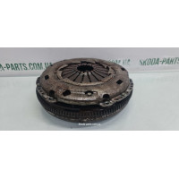 Комплект щеплення двохмасовий 1.9tdi Skoda Octavia Tour VAG (06A141031K)