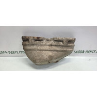 Термоекран на вихлопний колектор Skoda Octavia Tour 1.6 бензин VAG (06A253041AD)