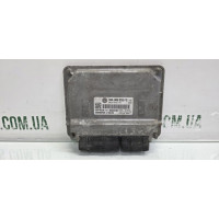 Блок управління двигуна Volkswagen Golf 5 1.6 mpi бензин VAG (06A906033FC)