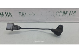 Датчик колінвалу 1.6 AVU Skoda Octavia Tour VAG (06A906433B)
