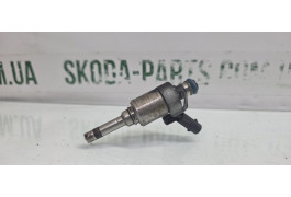 Форсунка вприску палива Skoda Octavia A5 1.8 TSI VAG (06H906036H)