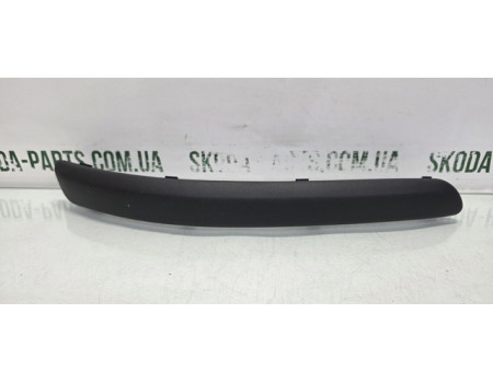 Молдинг накладка переднього бампера Volkswagen Polo KLOKKERHOLM (0904711)