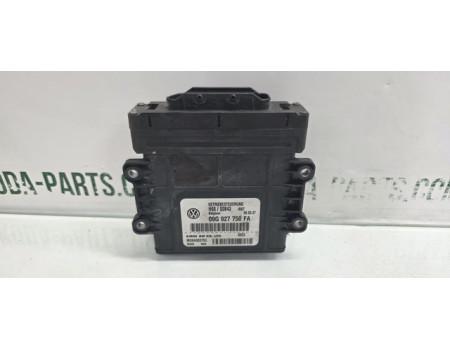 Блок управління АКПП Volkswagen Golf 5 VAG (09G927750FA)