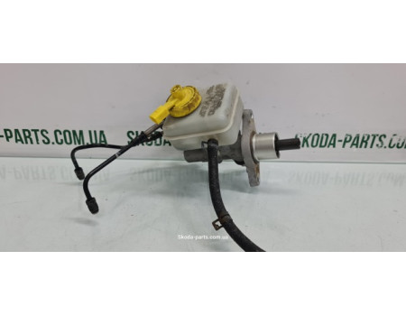 Головний гальмівний циліндр з датчиком Volkswagen Golf 4 VAG (10052299241)