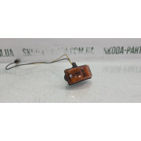 Повторювач повороту на крило Skoda Favorit Forman VAG (113922040)