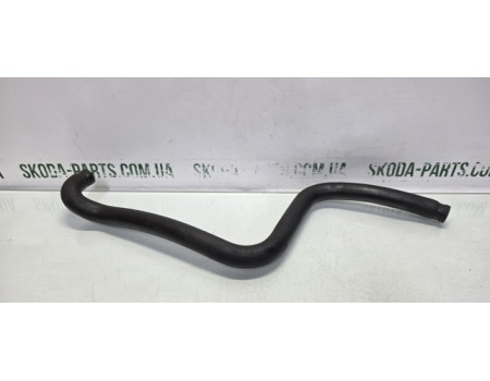 Патрубок системи охолодження від колектора до пічки Skoda Felicia 1.3 бензин VAG (115691977)