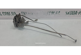 Замок дверей внутрішній передній правий Skoda Favorit VAG (115988016)