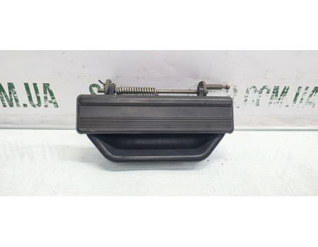 Ручка відмикання дверей зовнішня Skoda Favorit Forman VAG (115988100)