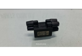 Вакуумний розподільник центрального замка Mercedes Benz 124 MERCEDES (1248007415)