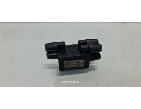 Вакуумний розподільник центрального замка Mercedes Benz 124 MERCEDES (1248007415)