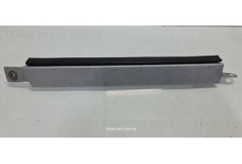 Накладка фари реснічка права Mercedes Benz 124 MERCEDES (1248851285)