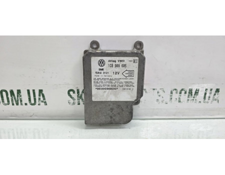 Модуль-процесор керування подушки безпеки Skoda Octavia Tour VAG (1C0909605)