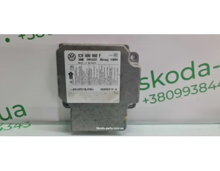 Блок управління подушками безпеки Skoda Fabia II New 1C0909605F VAG (1C0909605F)