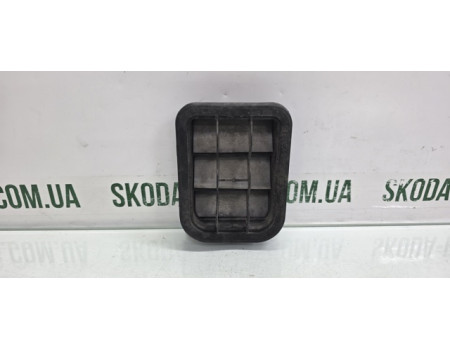 Решітка вентиляції салону Skoda Fabia New хетчбек VAG (1H0819465)