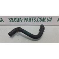 Патрубок системи охолодження коробки передач АКПП Skoda Octavia Tour 1J0121058AC вживаний VAG (1J0121058AC)