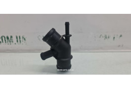 Фланець трійник системи охолодження двигуна Skoda Octavia Tour 1J0121087C VAG (1J0121087C)