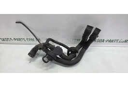 Патрубки системи охолодження двигуна до пічки 1.6 бензин AVU Skoda Octavia Tour 1J0121156BD VAG (1J0121156BD)