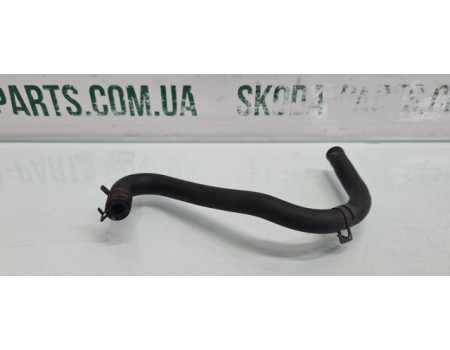 Патрубок водяного охолодження дросельної заслінки 1.6 бензин Skoda Octavia Tour вживаний 1J0121447 VAG (1J0121447)