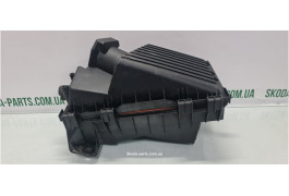 Корпус повітряного фільтра 1.6 бензин Skoda Octavia Tour 1J0129607S VAG (1J0129607S)