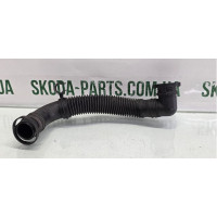 Патрубок додаткового насосу повітря Skoda Octavia Tour 1J0131128 VAG (1J0131128)