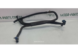 Трубки паливні 1.6 AVU Skoda Octavia Tour VAG (1J0133986R)