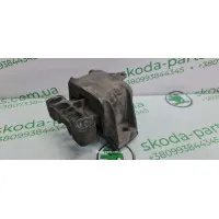 Подушка двигуна ліва Skoda Octavia Tour 1J0199555AJ VAG (1J0199555AJ)