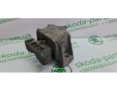Подушка двигуна ліва Skoda Octavia Tour 1J0199555AJ VAG (1J0199555AJ)