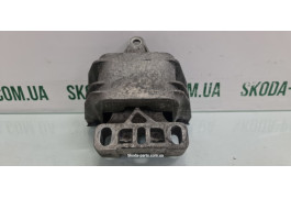 Подушка (опора) двигуна, ліва Volkswagen Bora 1J0199555AQ вживана VAG (1J0199555AQ)