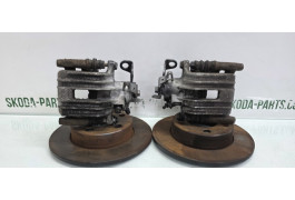 Комплект дискових гальм  задніх Skoda Octavia Tour VAG (1J0615423GAG)