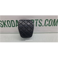 Накладка педалі щеплення Skoda Octavia Tour 1J0721174C вживана VAG (1J0721174C)