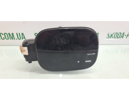 Лючок паливного бака Volkswagen Bora 1J0809857 вживаний з пошкодженням VAG (1J0809857)