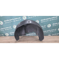 Підкрилок заднього крила правий Volkswagen Golf 4 універсал 1J0810972J VAG (1J0810972J)