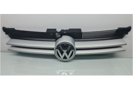 Решітка радіатора Volkswagen Golf 4 1J0853655B VAG (1J0853655B)
