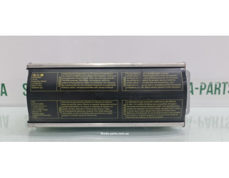 Подушка безпеки AIRBAG пасажира в торпедо Volkswagen Golf 4 VAG (1J0880204KA)