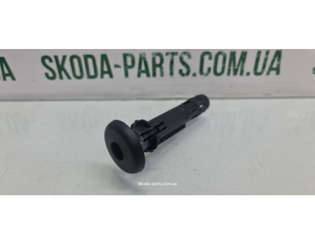 Направляюча підголівника Skoda Octavia Tour 1J0886920B вживаний VAG (1J0886920B)