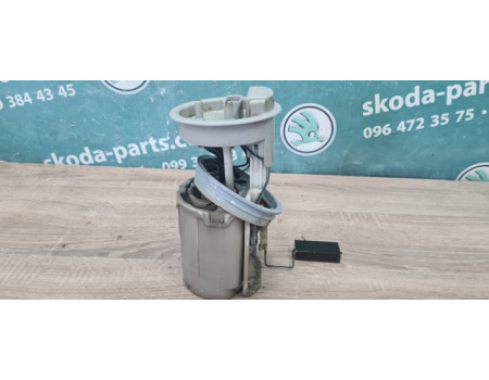 Паливного насосу, з датчиком рівня палива 1.9 дизель VOLKSWAGEN Bora вживаний VAG (1J0919050)