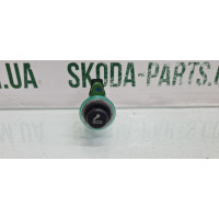 Гніздо-розетка прикурювач Skoda Octavia Tour вживаний 1J0919309 VAG (1J0919309)