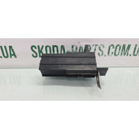Кронштейн проводки Skoda Octavia Tour 1J0971615BA вживаний VAG (1J0971615BA)