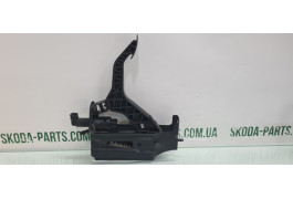 Педаль щеплення Volkswagen Bora 1J1721059AD вживана VAG (1J1721059AD)