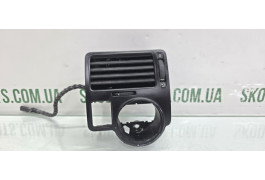 Дефлектор Обдув торпеди лівий водійський Volkswagen Golf 4 VAG (1J1819703D)