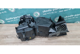 Корпус пічки салону під кліматконтроль Volkswagen Golf 4 1j1820003Ae VAG (1J1820003AE)