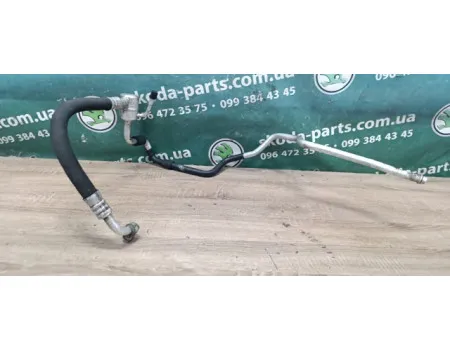 Трубка кондиціонера Skoda Octavia Tour 1.9TDI 1J1820743AM VAG (1J1820743AM)