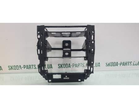 Рамка автомагнітоли Volkswagen Bora 1J1858069 вживана VAG (1J1858069)