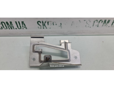 Кронштейн кріплення блоку комфорту Skoda Octavia Tour 1J1907342 VAG (1J1907342)