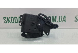 Двигун заслінки пічки Volkswagen Bora 1J1907511A VAG (1J1907511A)