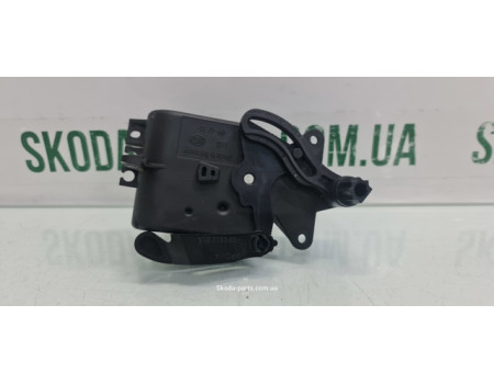 Двигун заслінки пічки Volkswagen Bora 1J1907511A VAG (1J1907511A)
